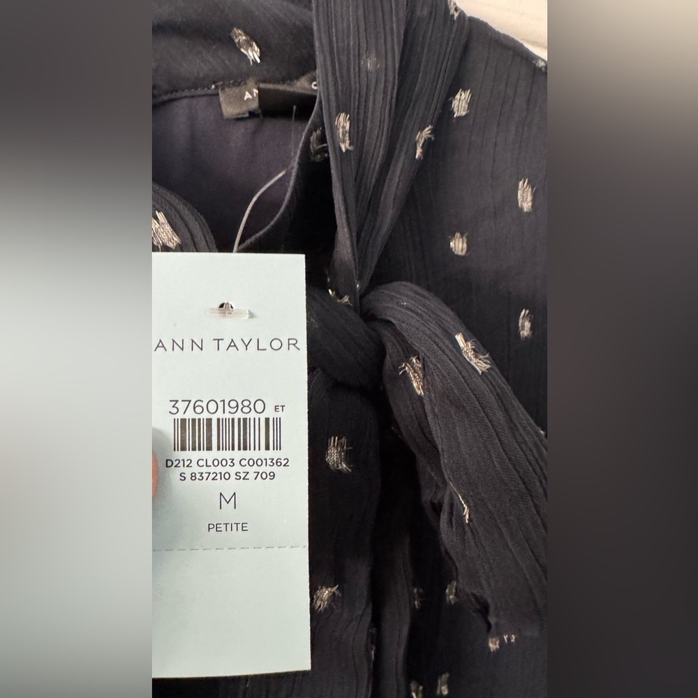 Ann Taylor Petite Metallic Designed Blouse with a Bow - Picture 5 of 9